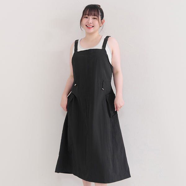 Light Utility Adjustable Strap Plus Size Maxi Dress