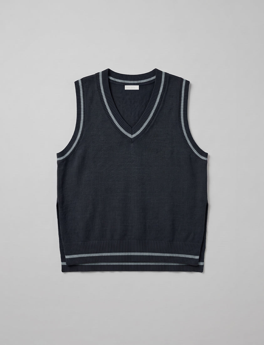 Preppy V-Neck Contrast Stripe Knit Plus Size Vest