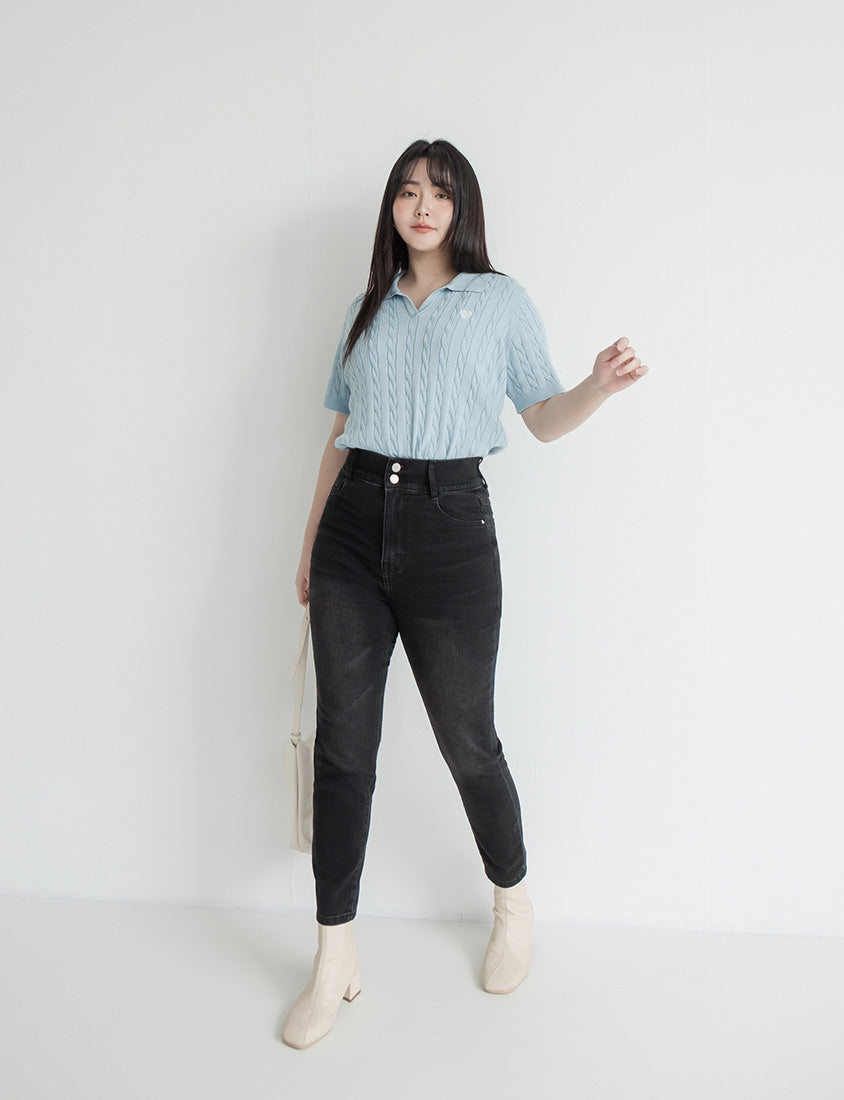 Heart Embroidered V-Neck Cable Knit Short Sleeve Plus Size Top