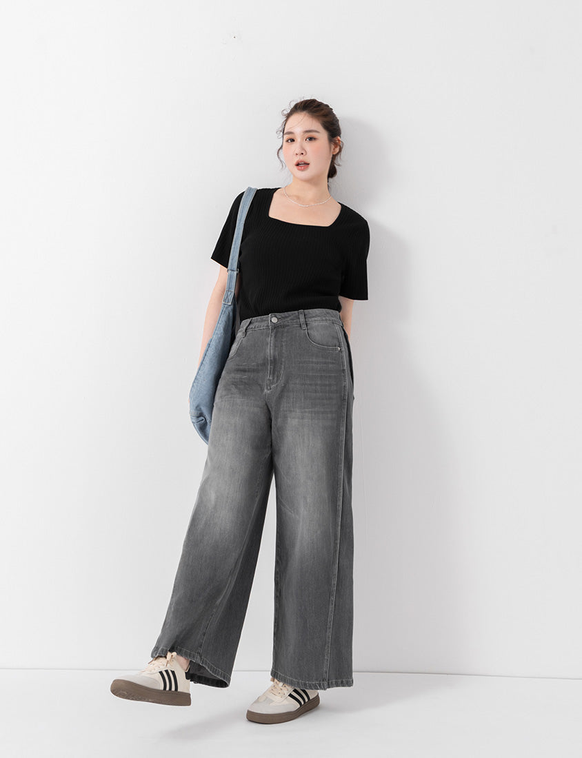 Geometric Seams Panel Slimming Plus Size Jeans