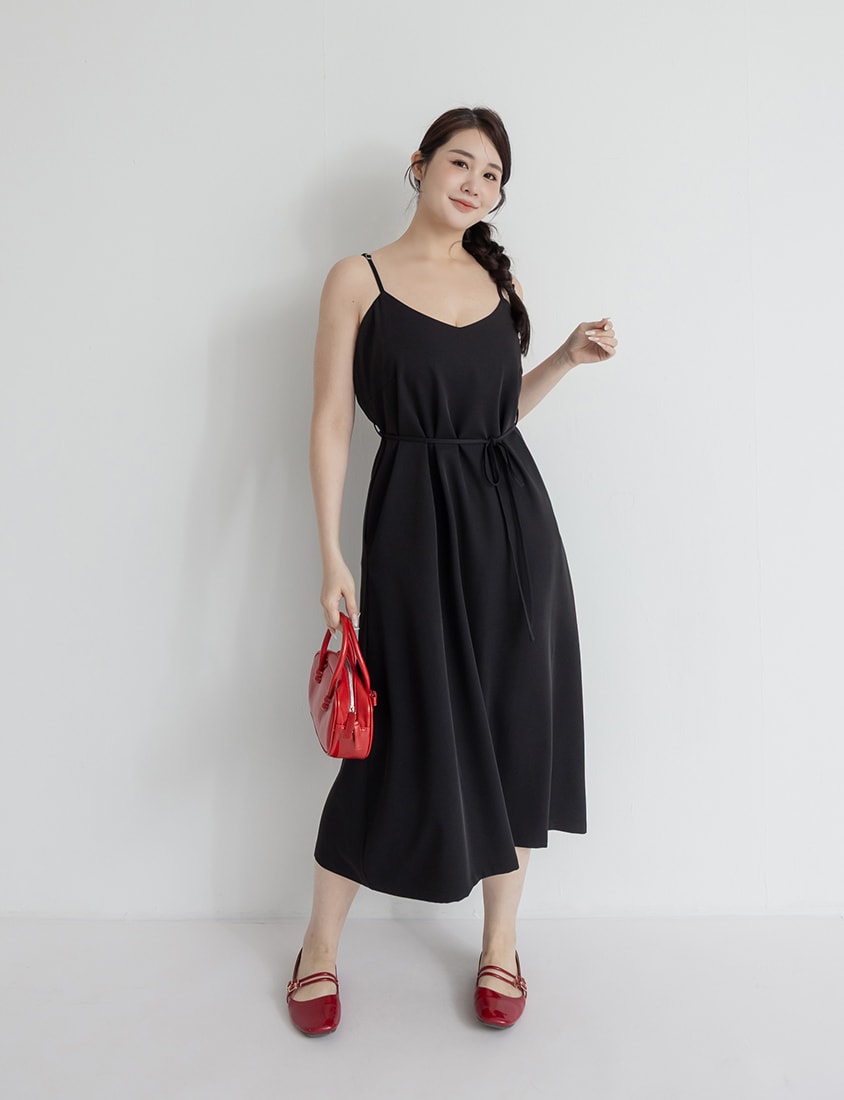 Wrinkle-Resistant A-Line  Plus Size Cami Maxi Dress (With Waist Tie)
