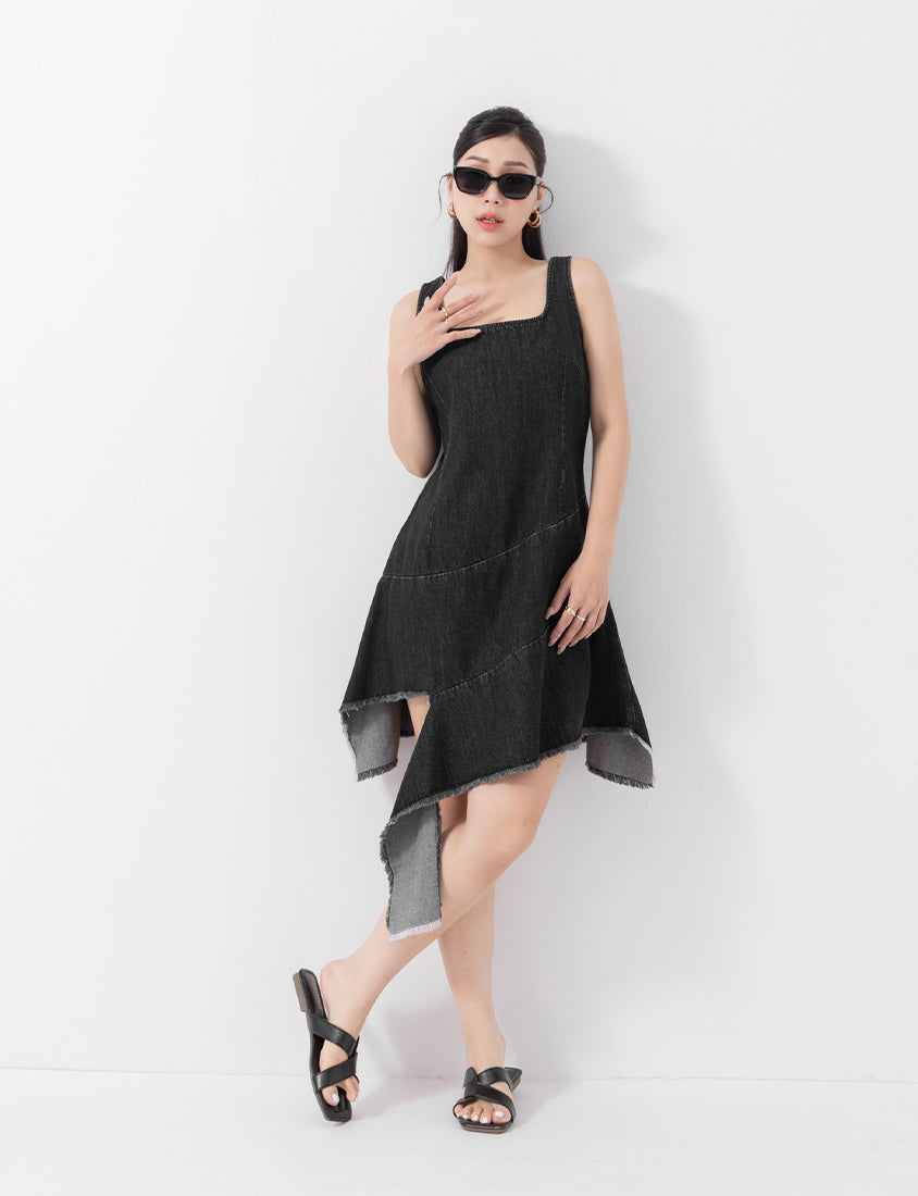 MUA! Asymmetrical Panel Slim Fit Denim Plus Size Dress