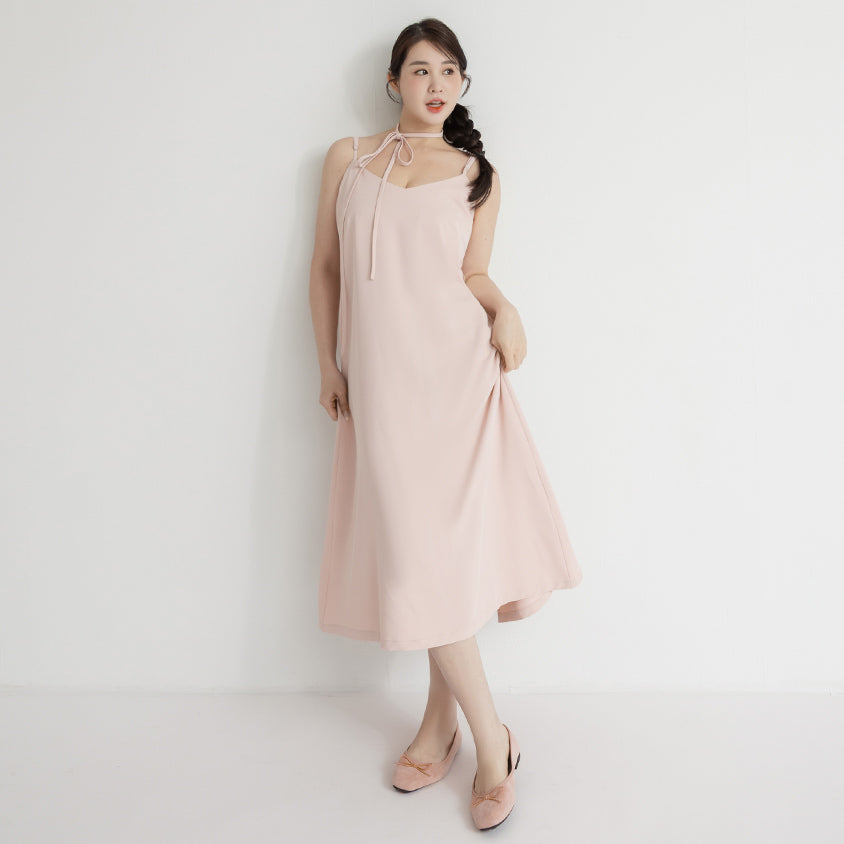 Wrinkle-Resistant A-Line  Plus Size Cami Maxi Dress (With Waist Tie)
