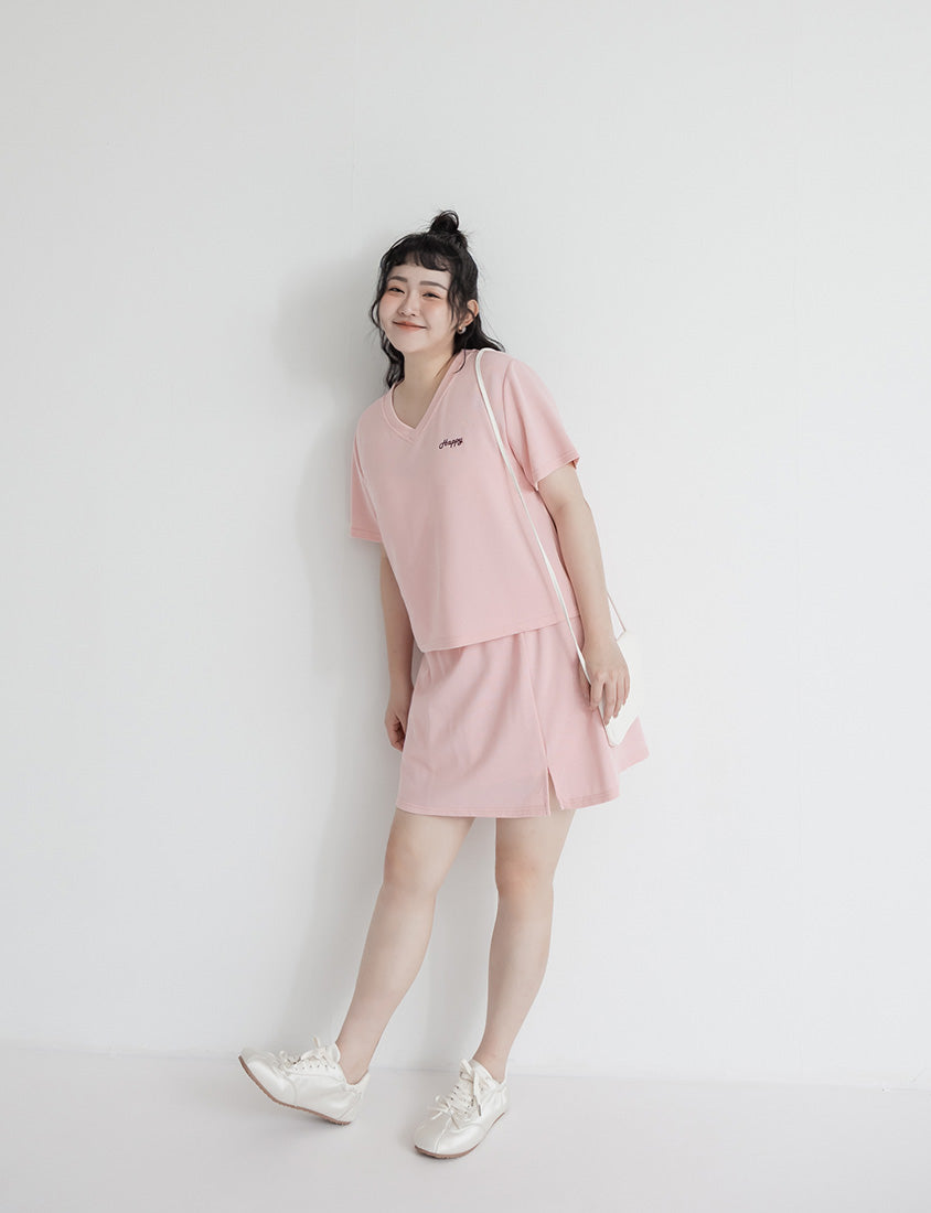 Soft Stretch Cotton Minimal Embroidered V-Neck Plus Size Tee