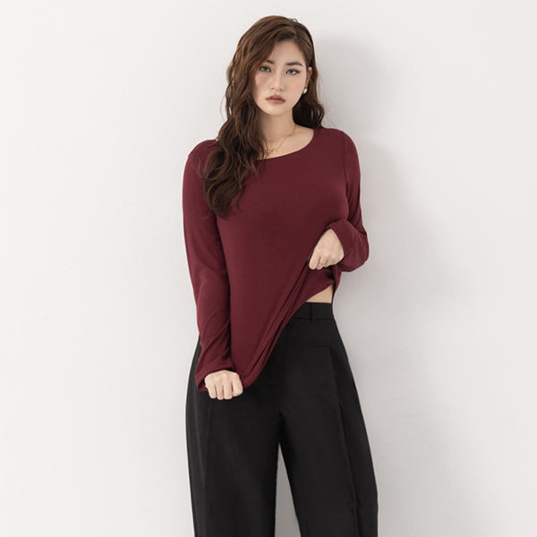 MUA! Versatile Round Neck Side Pleated Plus Size Long Sleeve Top