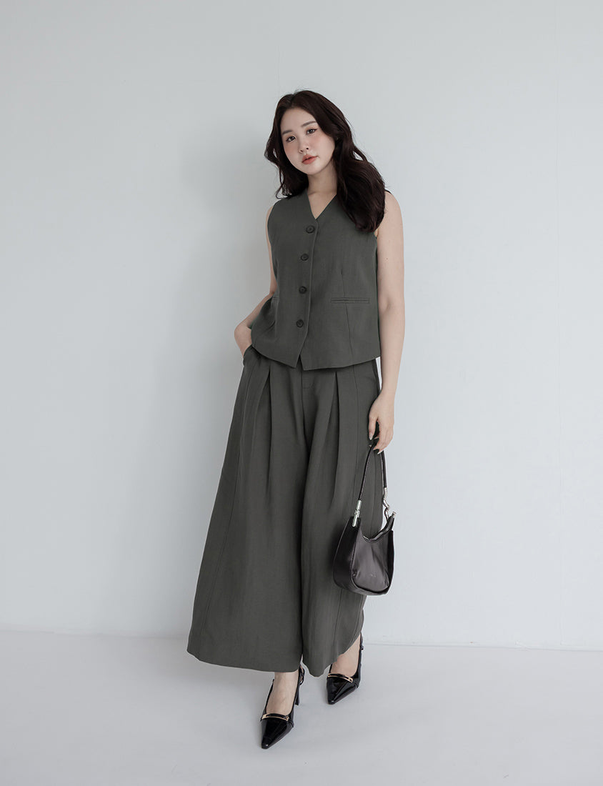 MISS. Tencel Linen Tailored Plus Size Vest
