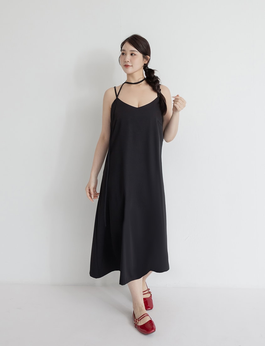 Wrinkle-Resistant A-Line  Plus Size Cami Maxi Dress (With Waist Tie)