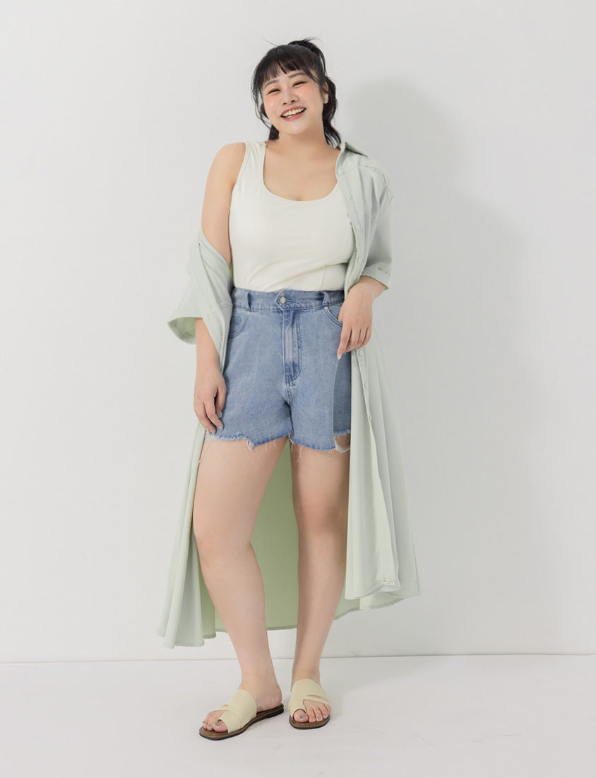 Wide Waistband Distressed Plus Size Denim Shorts