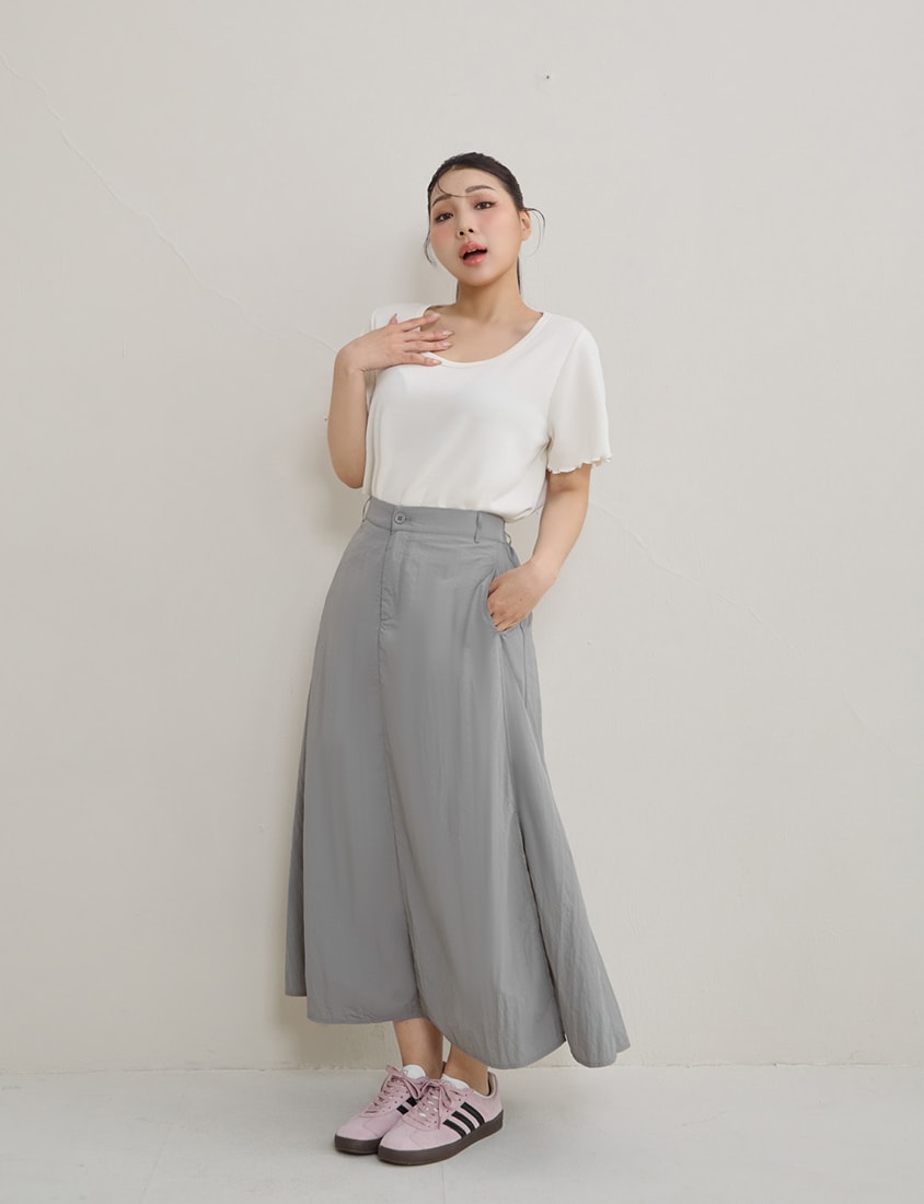 Lightweight Crinkle Utility Cargo Plus Size Maxi Skirt
