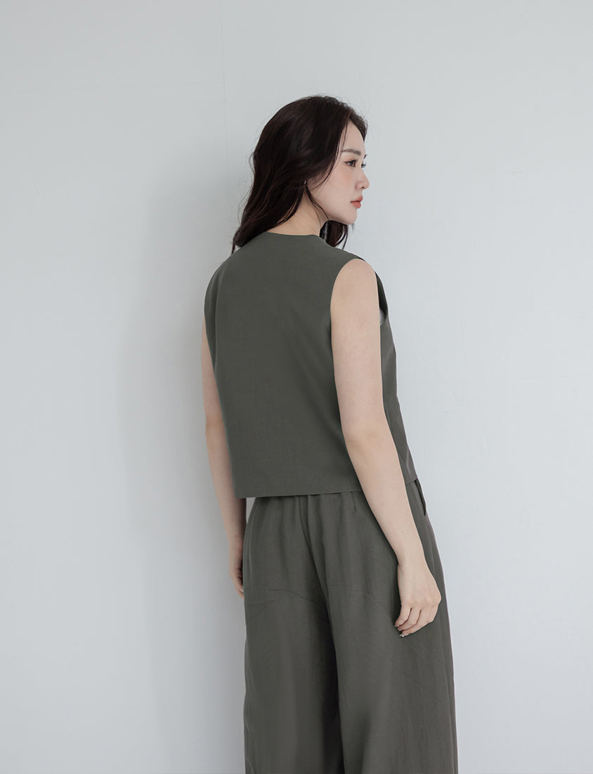 MISS. Tencel Linen Tailored Plus Size Vest