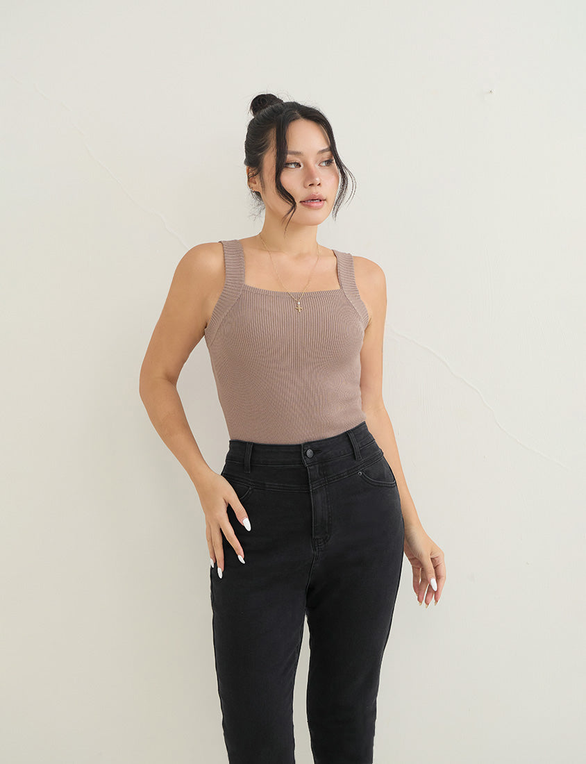 High-Waist Stretch Slim-Leg Plus Size Pants (Long)