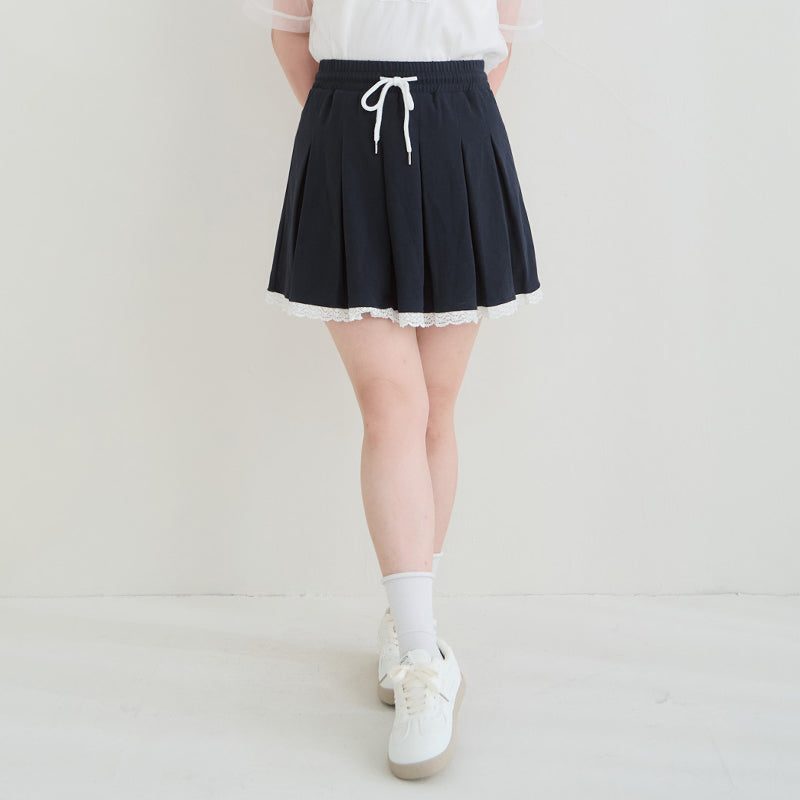 Sweet Lace Sporty Pleated Plus Size Mini Skirt