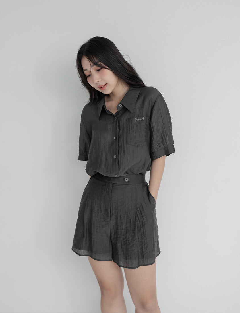 MISS. Lightweight Asymmetrical Crinkle Plus Size Shorts