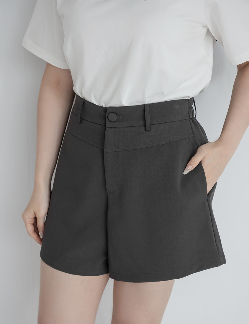 MISS. Summer Structured Plus Size Tailored Shorts