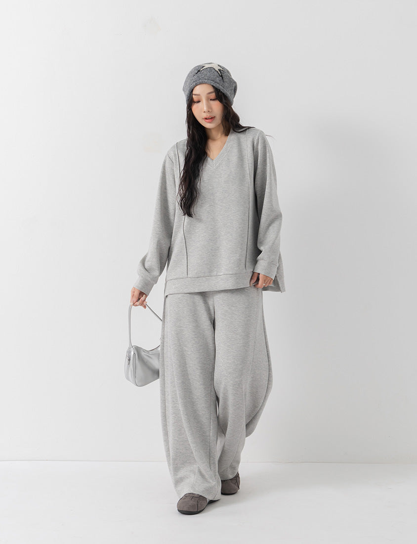 Pear-Shaped Friendly! Perfect Fit Seamed Yogurt Touch Plus Size Sweater