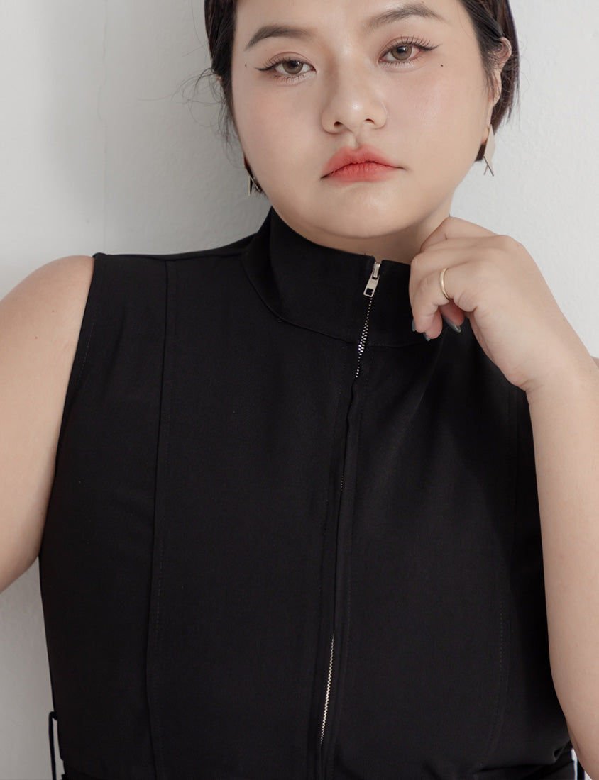 MUA! Utility Cargo Zip-Up Plus Size Sleeveless Dress (With Belt)