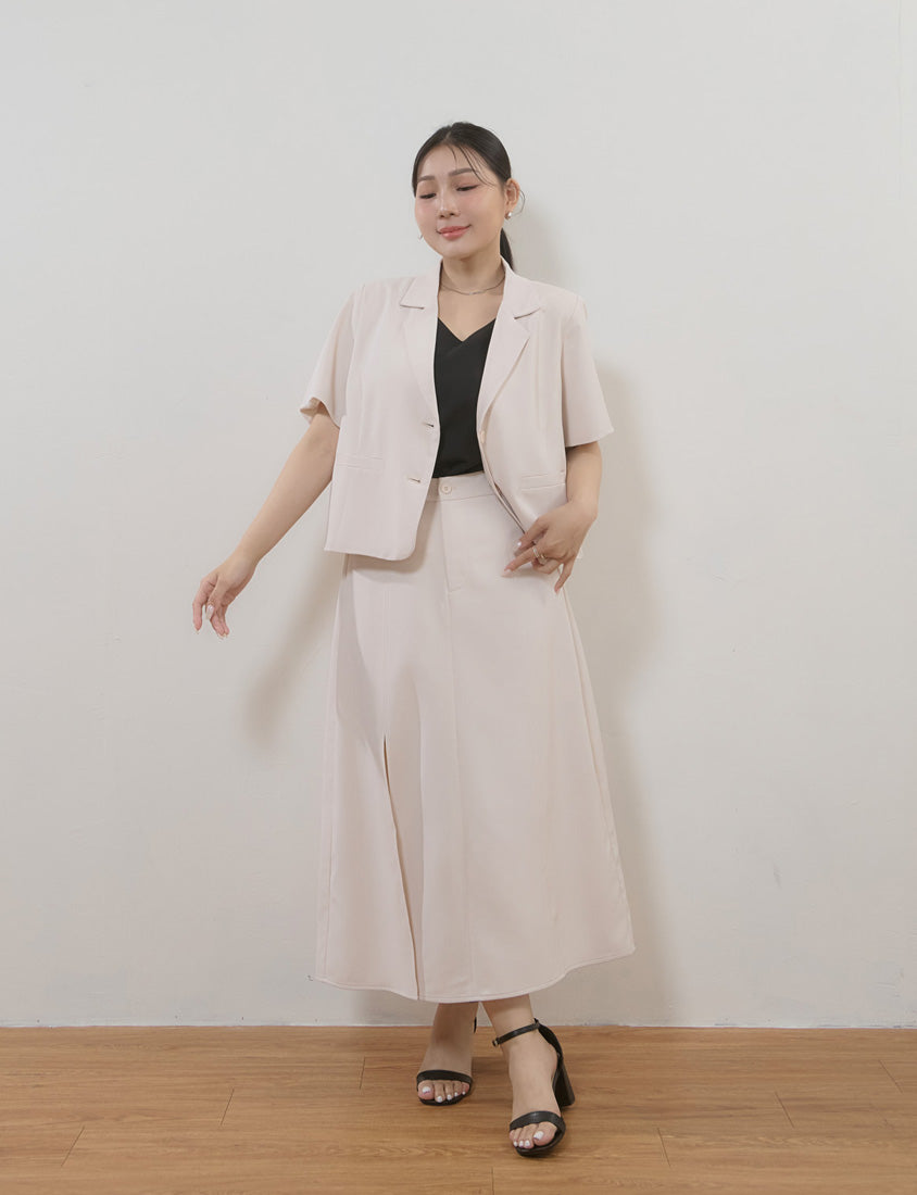 MISS. Silky Cool V-Waist Slit Tailored Plus Size Maxi Skirt