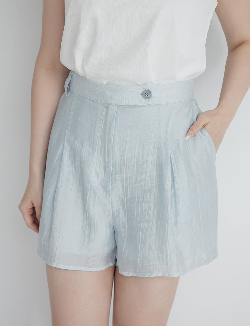 MISS. Lightweight Asymmetrical Crinkle Plus Size Shorts