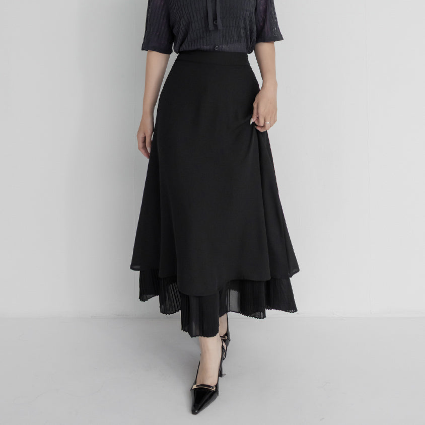 MISS. Elegant Pleated Chiffon Plus Size Maxi Skirt