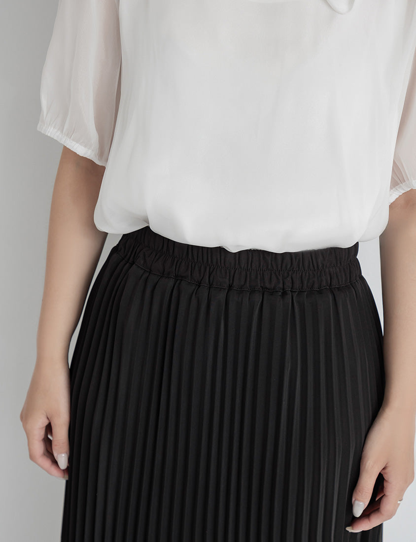 Elegant Flowy Elastic Waist Pleated Plus Size Maxi Skirt