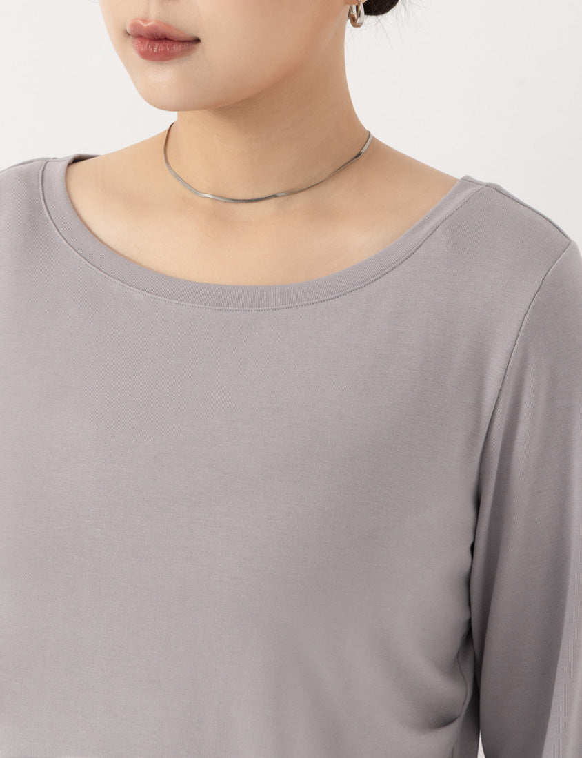MUA! Versatile Round Neck Side Pleated Plus Size Long Sleeve Top