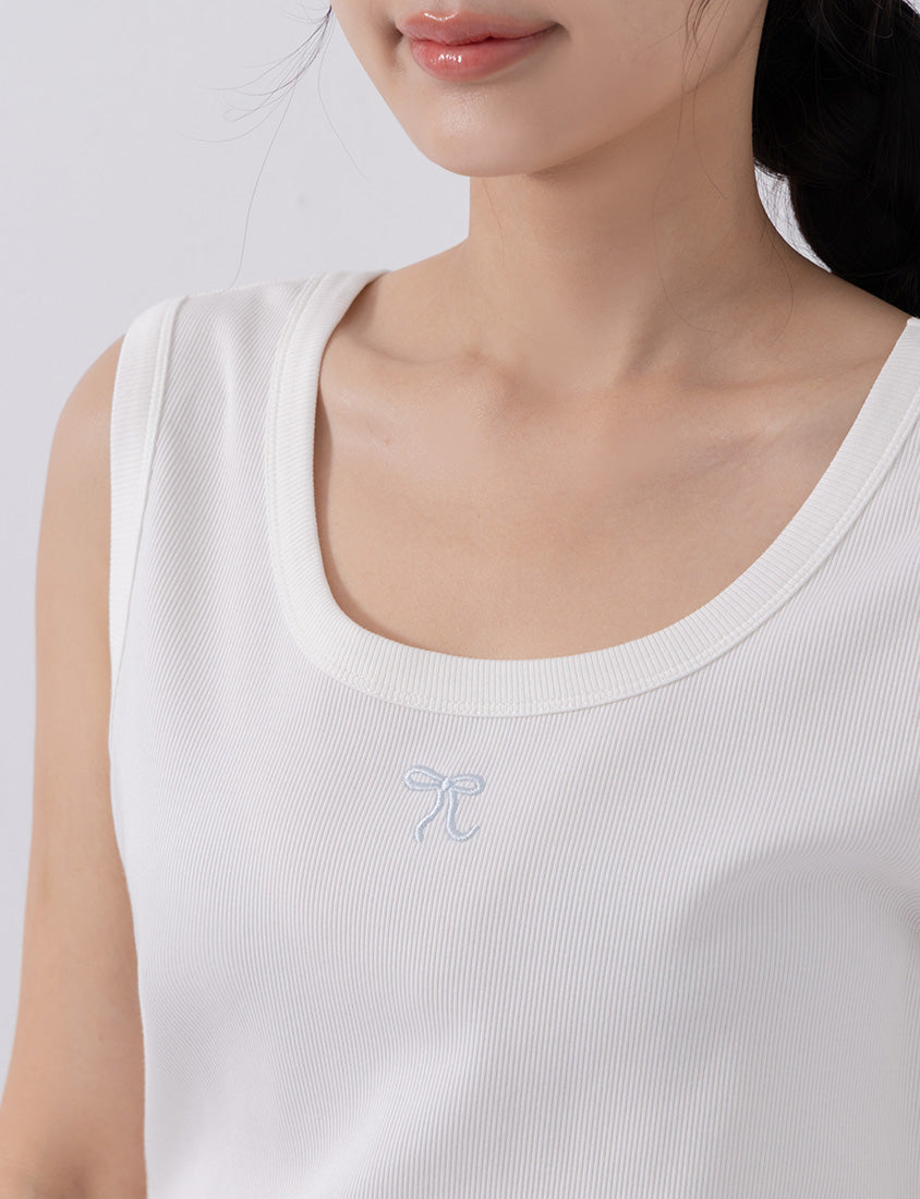 Versatile Square Neck Butterfly Embroidered Plus Size Tank Top