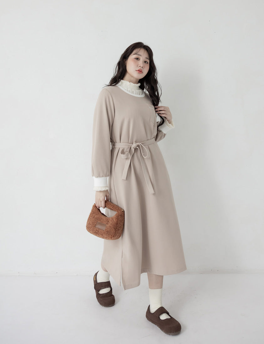 Cute Round Neck Colorblock Embroidered Plus Size Maxi Dress (With Tie)