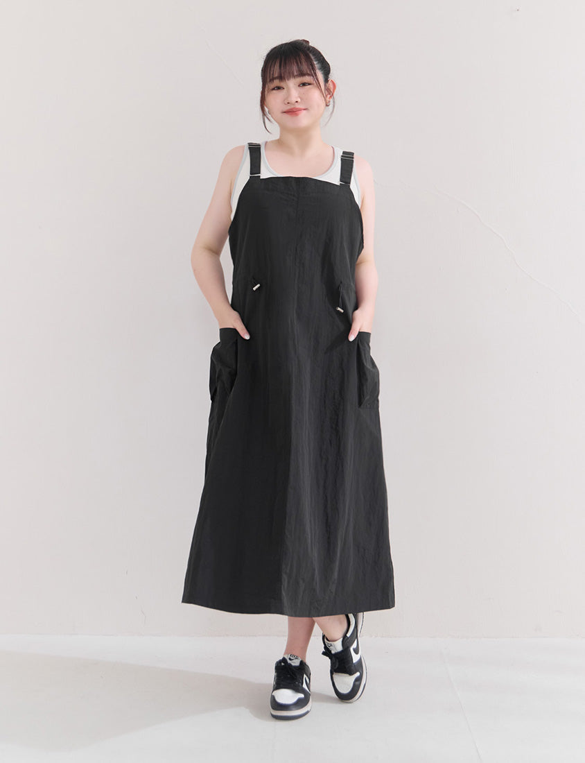 Light Utility Adjustable Strap Plus Size Maxi Dress
