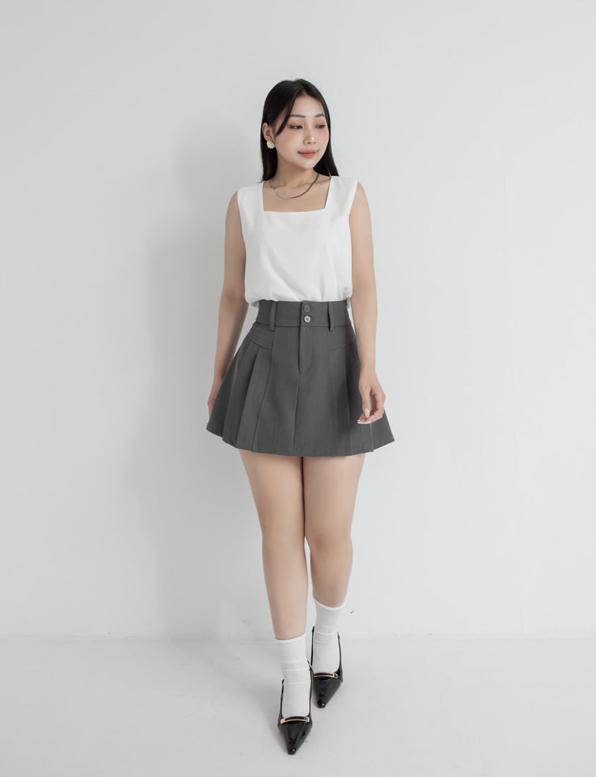 MISS. High Waist Tummy Flattering Pleated Tailored Plus Size Mini Skirt