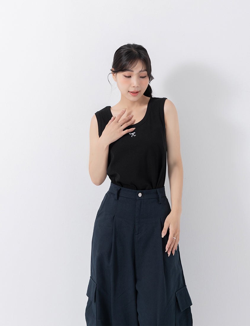 Versatile Square Neck Butterfly Embroidered Plus Size Tank Top