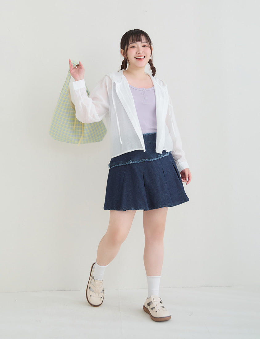 Sweet & Edgy Frayed Denim Pleated Plus Size Mini Skirt