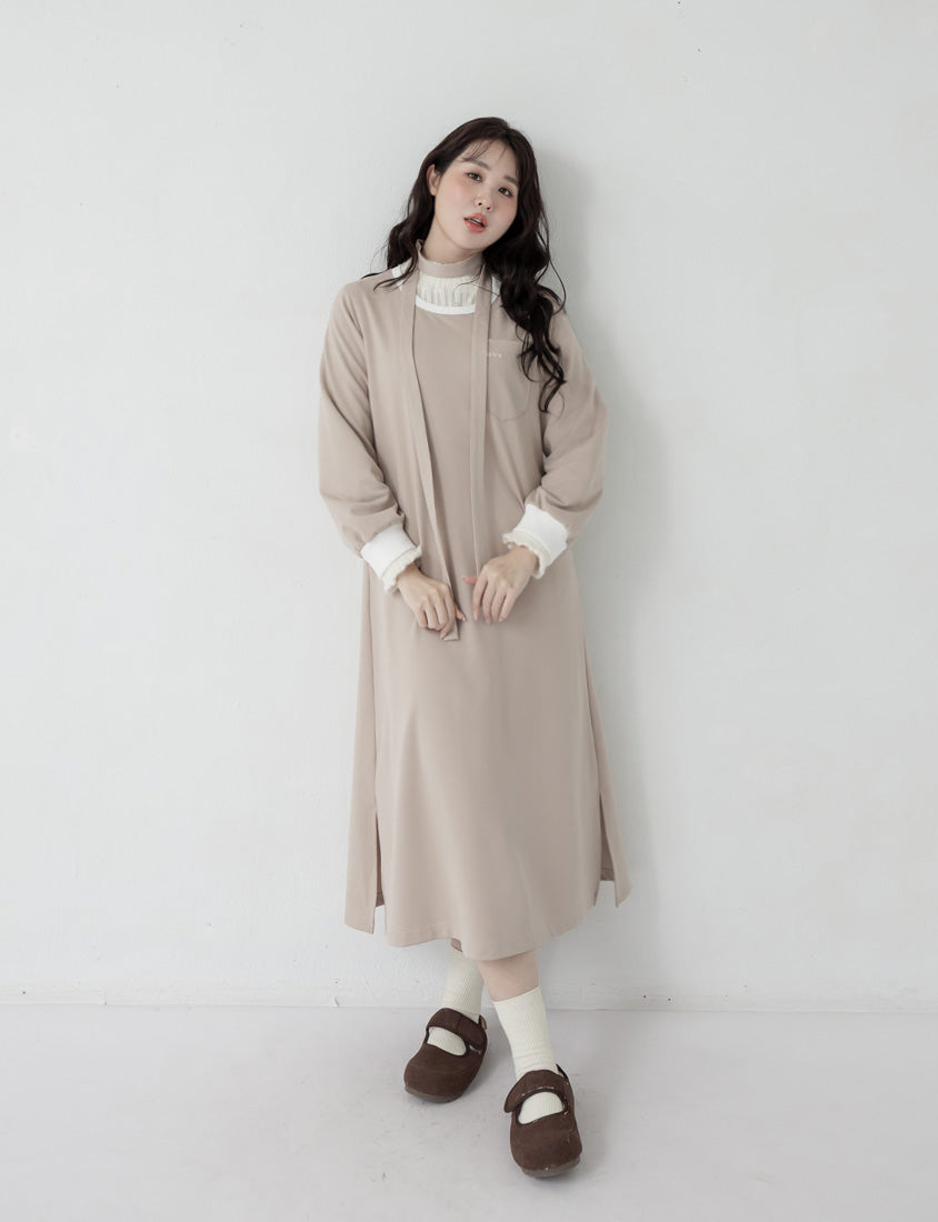 Cute Round Neck Colorblock Embroidered Plus Size Maxi Dress (With Tie)