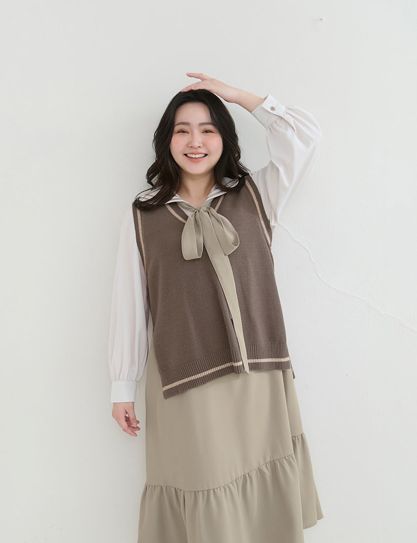 Preppy V-Neck Contrast Stripe Knit Plus Size Vest