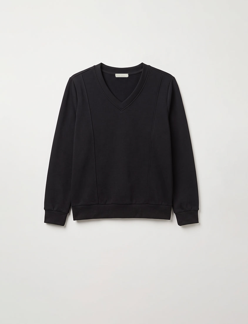 Apple-Shaped Friendly! Perfect Fit Seamed Yogurt Touch Plus Size Sweater