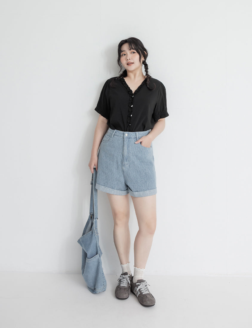 Textured Two-Tone Denim Cuffed Plus Size Shorts