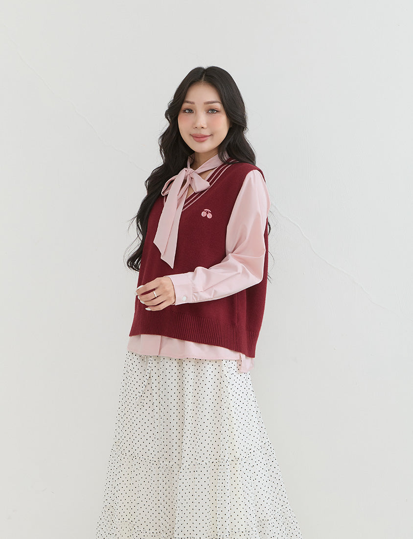 Preppy Cherry Embroidered Cropped Knit Plus Size Vest