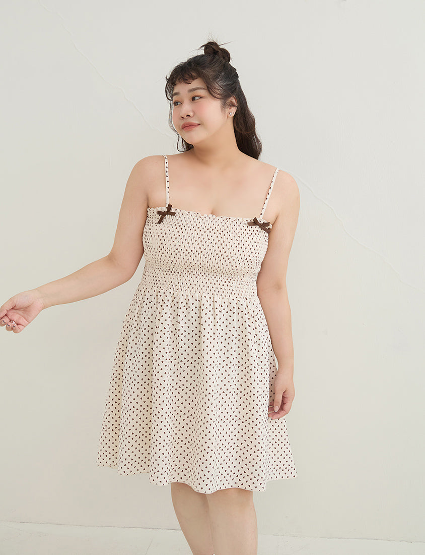 Sweet Contrast Heart Cami Plus Size Mini Dress