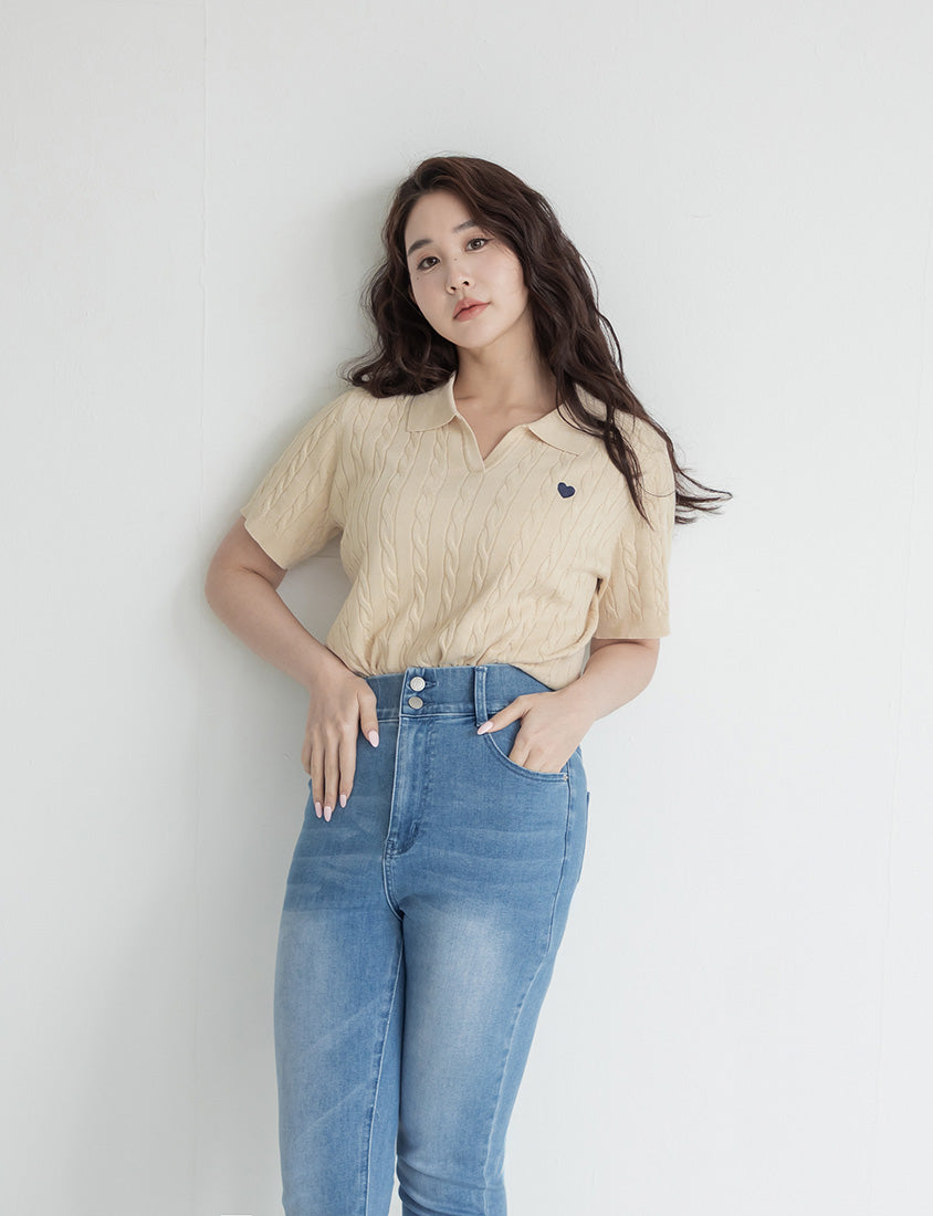Heart Embroidered V-Neck Cable Knit Short Sleeve Plus Size Top