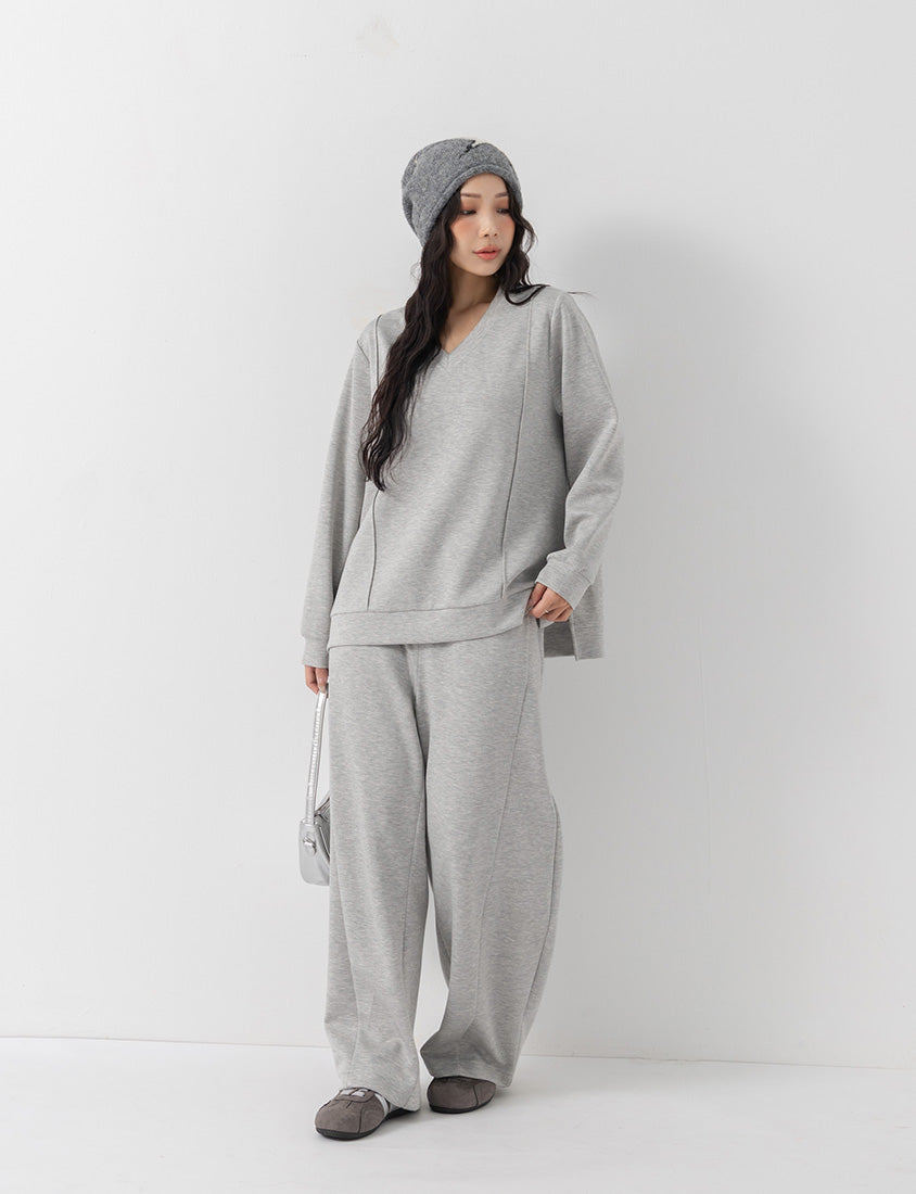 Pear-Shaped Friendly! Perfect Fit Seamed Yogurt Touch Plus Size Sweater
